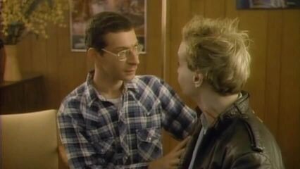 Вампир из Беверли Хиллз - фильм для взрослых