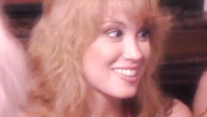 Королевы крика в джакузи (1991) эротический комедийный ужастик