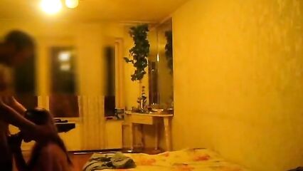 Скрытая камера: Проститутка выполняет свою работу