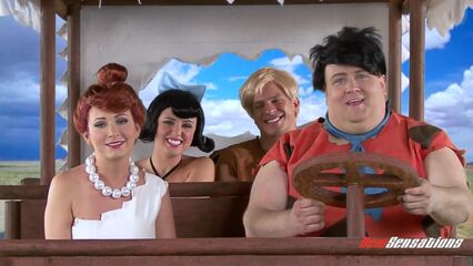 Флинстоуны: Порно-пародия XXX — с русским переводом