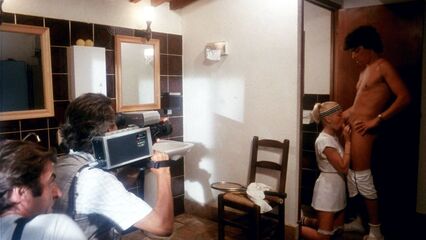 В жару Сен-Тропе (1981) порнофильм с русским переводом