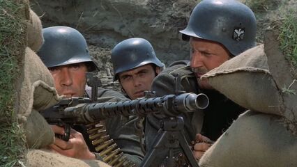 Призывница Гретта | Armee Gretchen (1973) с переводом